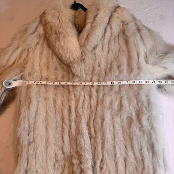 Vintage Saga Blue Fox Finland Stroller Fur Jacket White Silver Size L Beautiful! - Picture 14 of 16